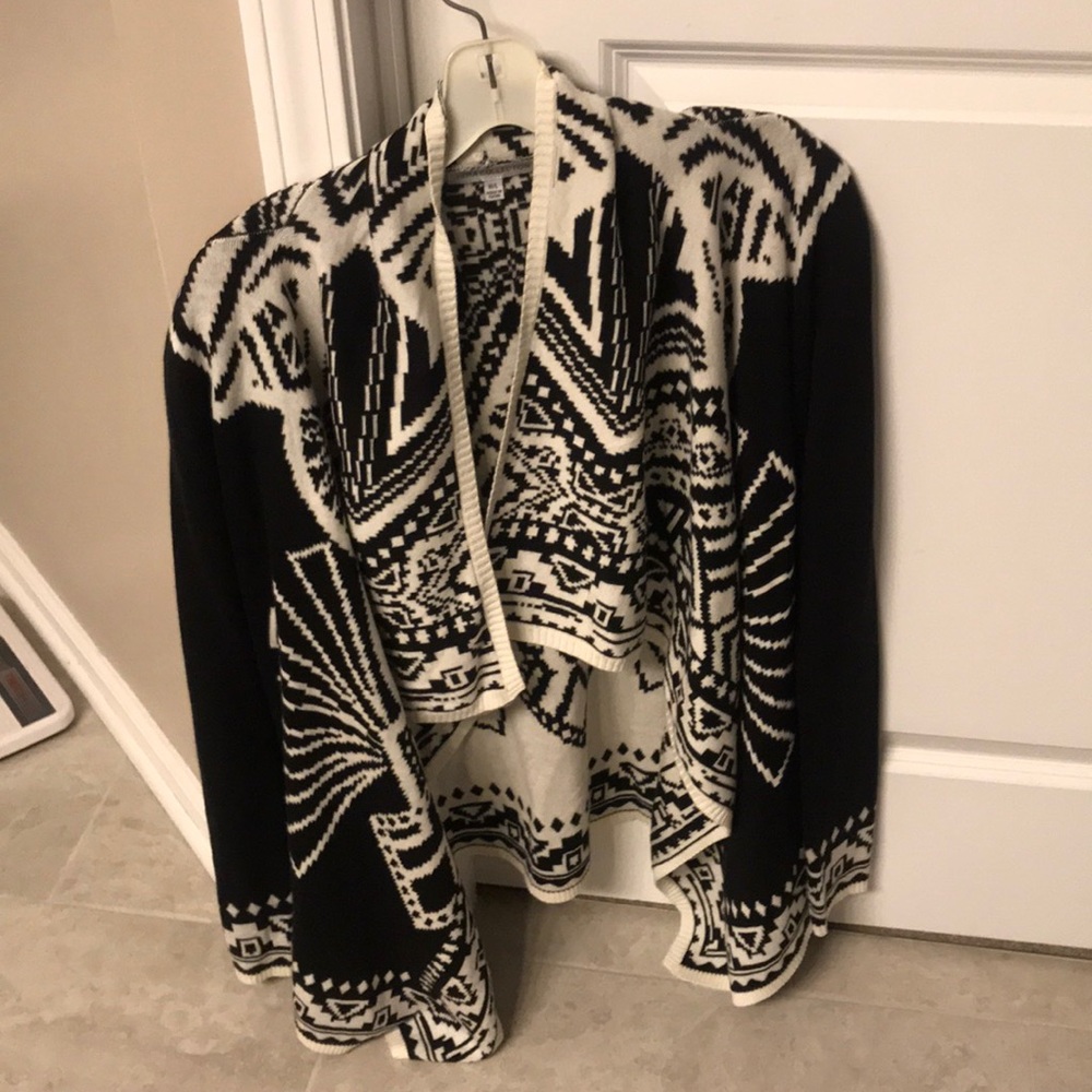 Cardigan sweater